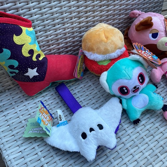 NWT-  BARK PLUSH PET TOYS!! Your Choice!! - Picture 10 of 11